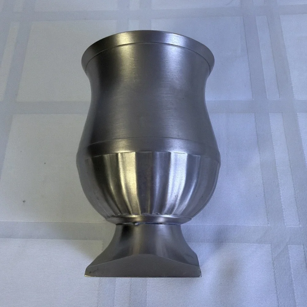 Pewter chalis/goblet/vase. 5 inches tall